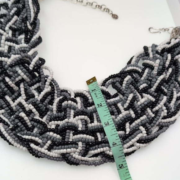 Stunning Sassy Jones Monochrome Beaded Statement Necklace - Excellent Condition! - Picture 5 of 8